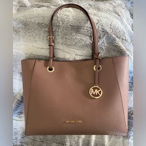 MK large shoulder bag